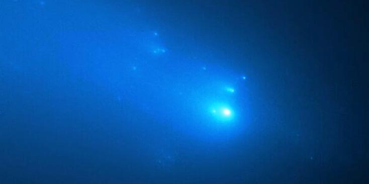 Космический телескоп Хаббл показал землянам гибель «зеленой кометы»
