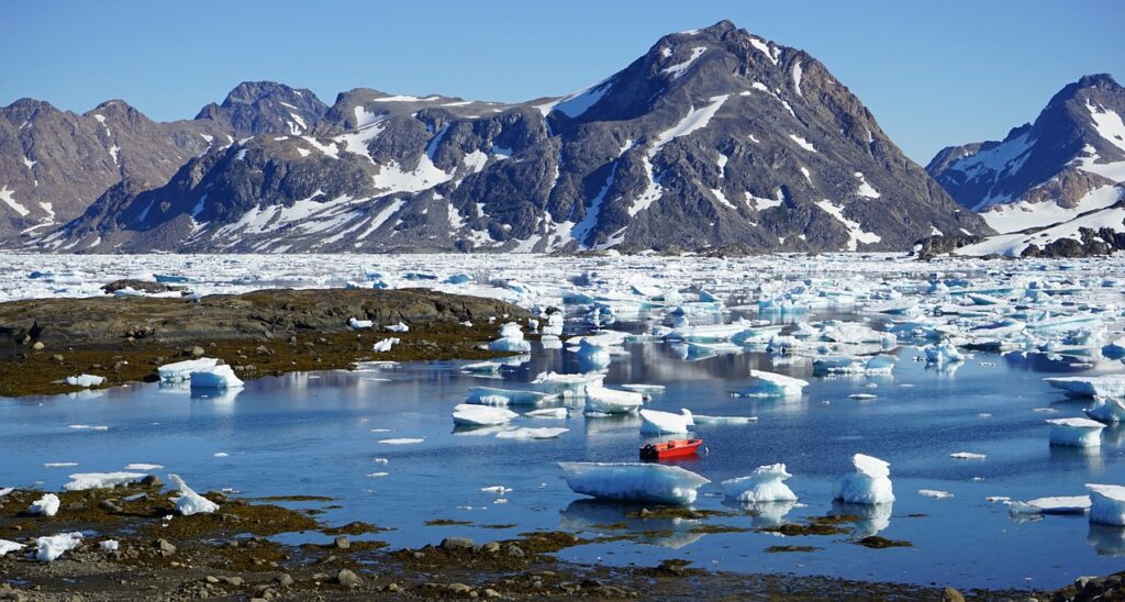 Таяние ледников на полюсах деформирует земную кору