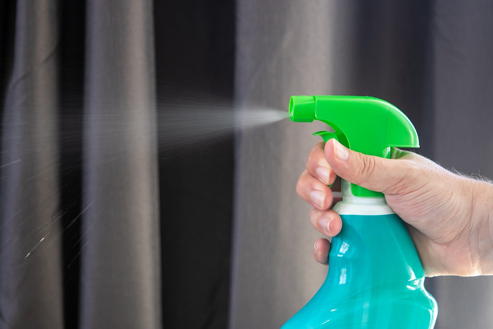 Домашние средства для чистки и мытья опасны не менее выхлопных газов