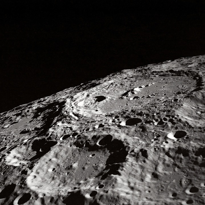 Китайский луноход обнаружил, что из лунного грунта можно добыть кислород и топливо